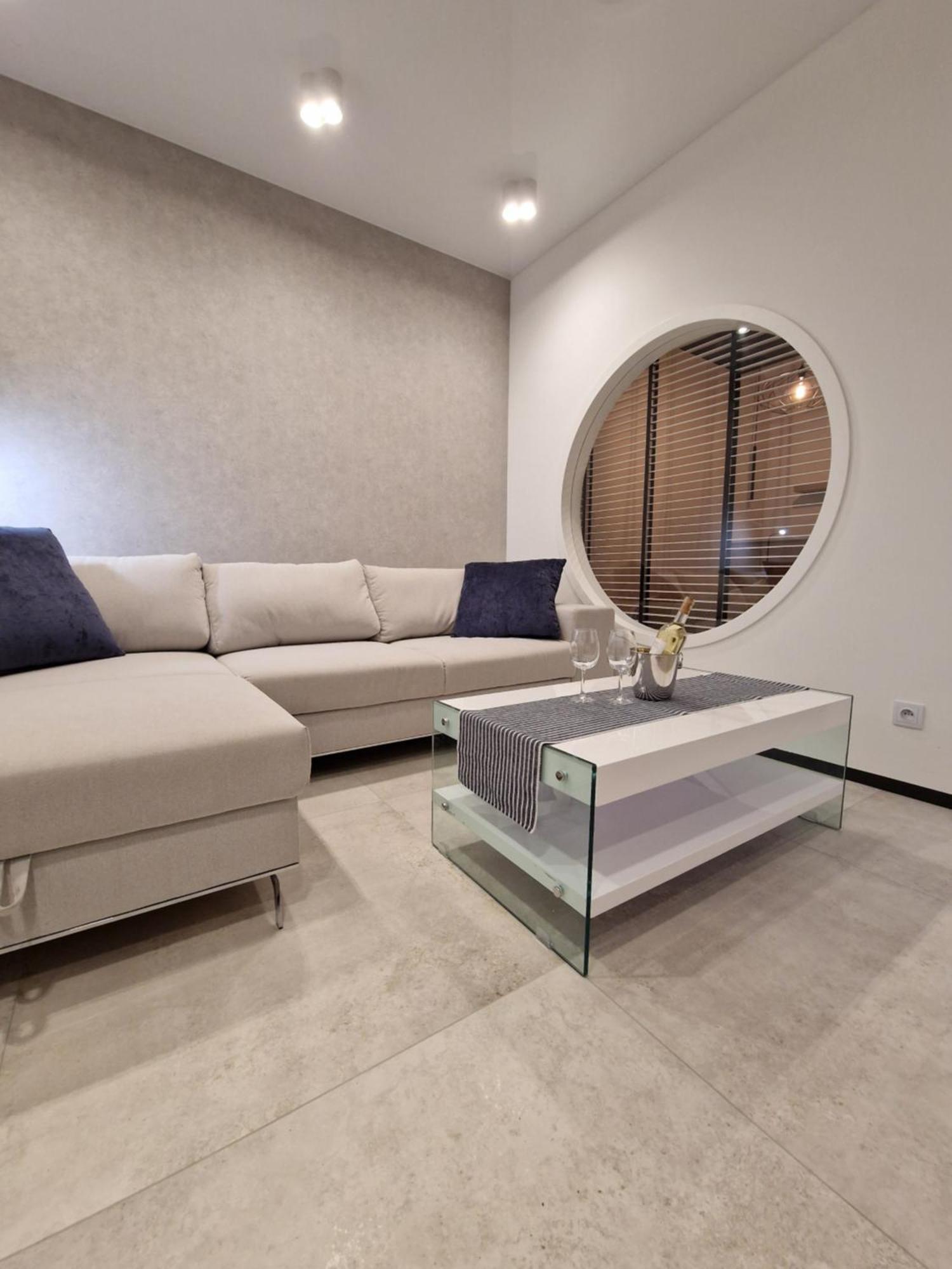 Apartment Aquarius White *